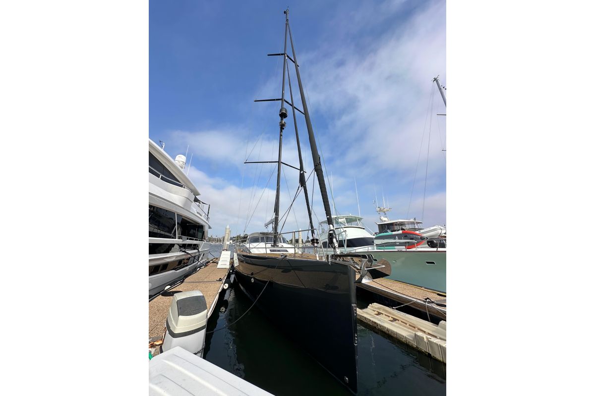2017 Jeanneau 64 