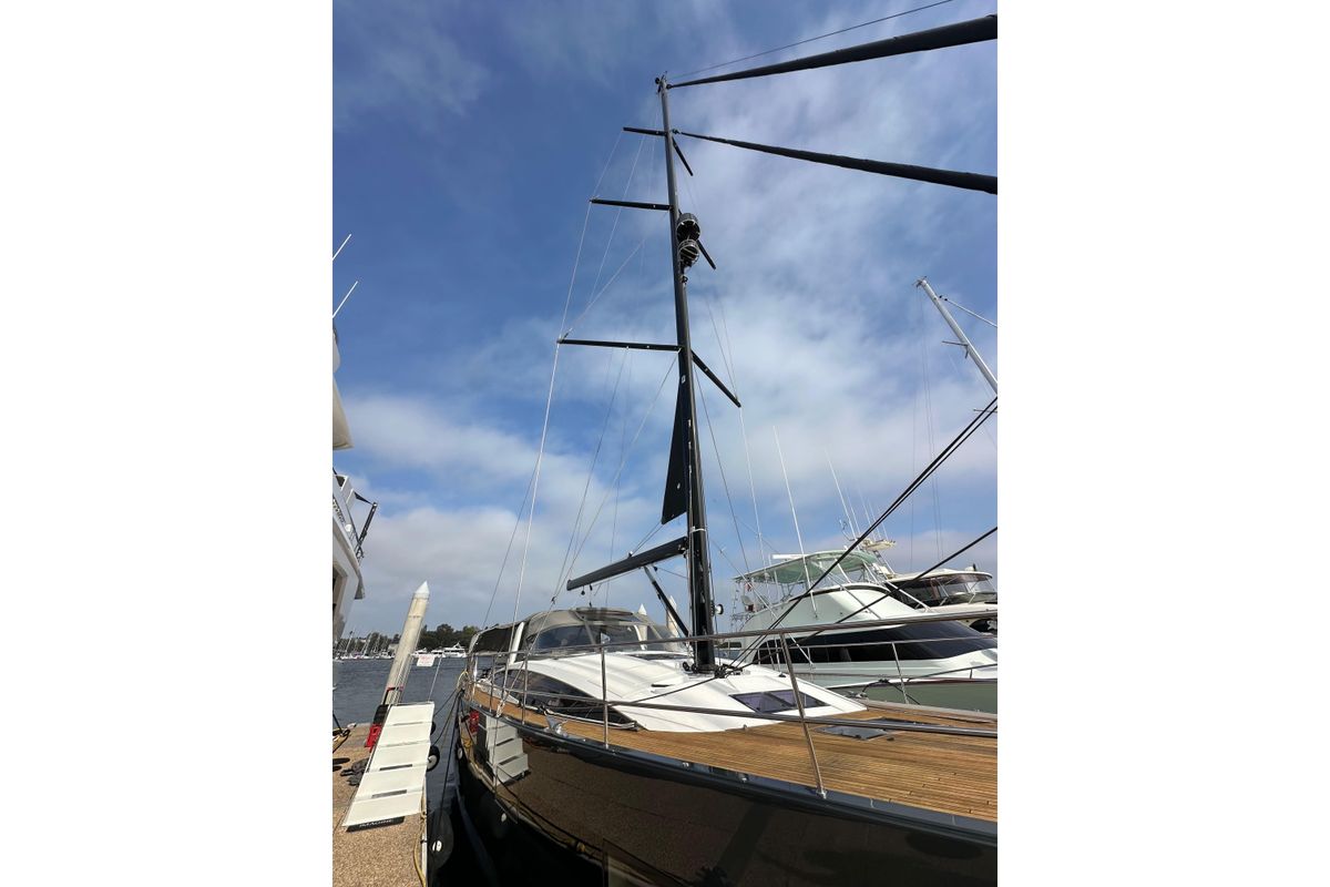 2017 Jeanneau 64 