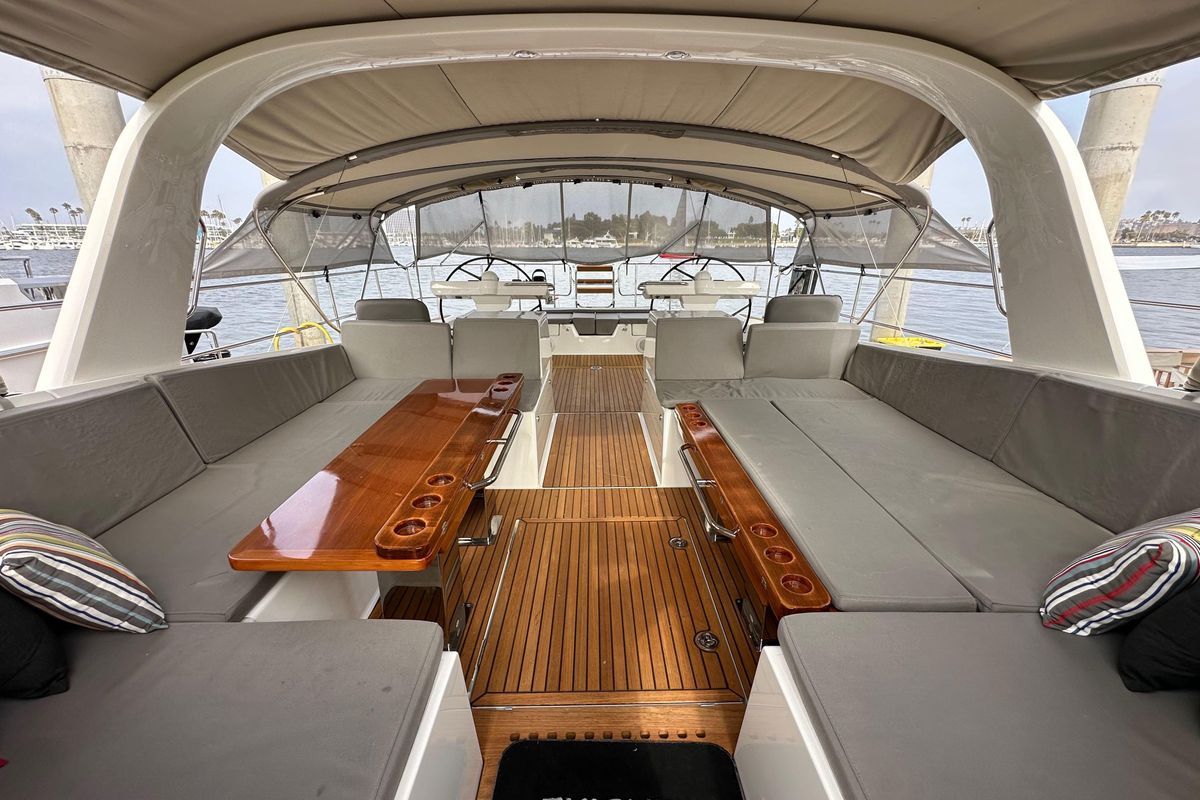 2017 Jeanneau 64 