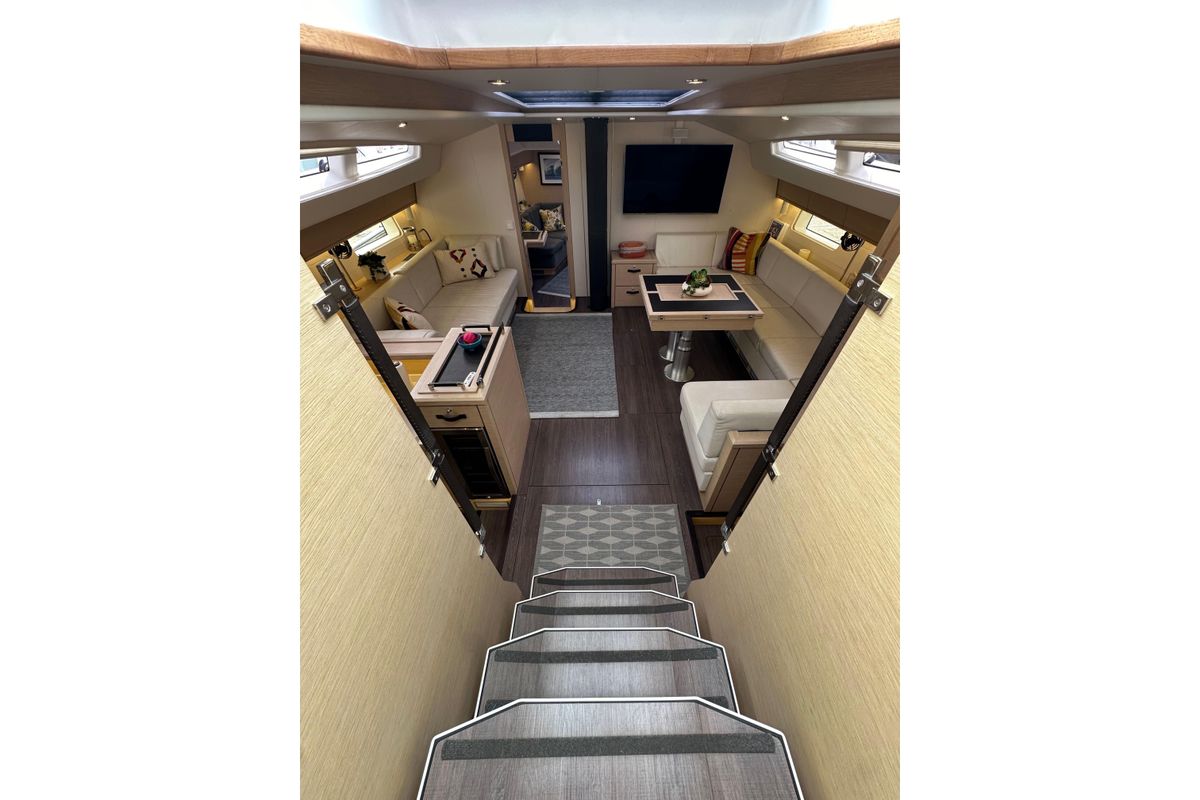 2017 Jeanneau 64 