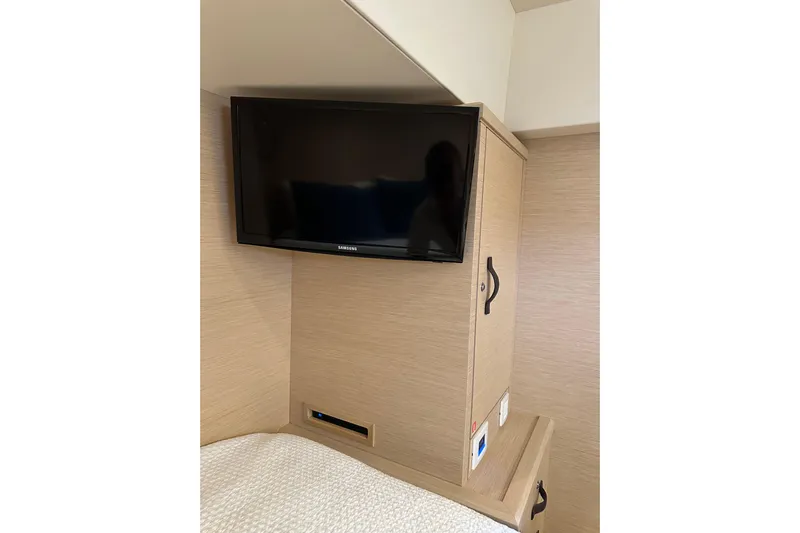 Imagine Yacht Photos Pics 