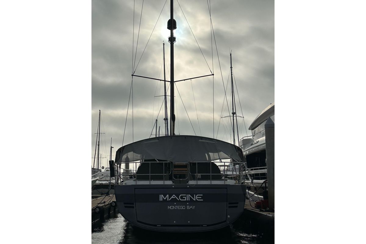 2017 Jeanneau 64 