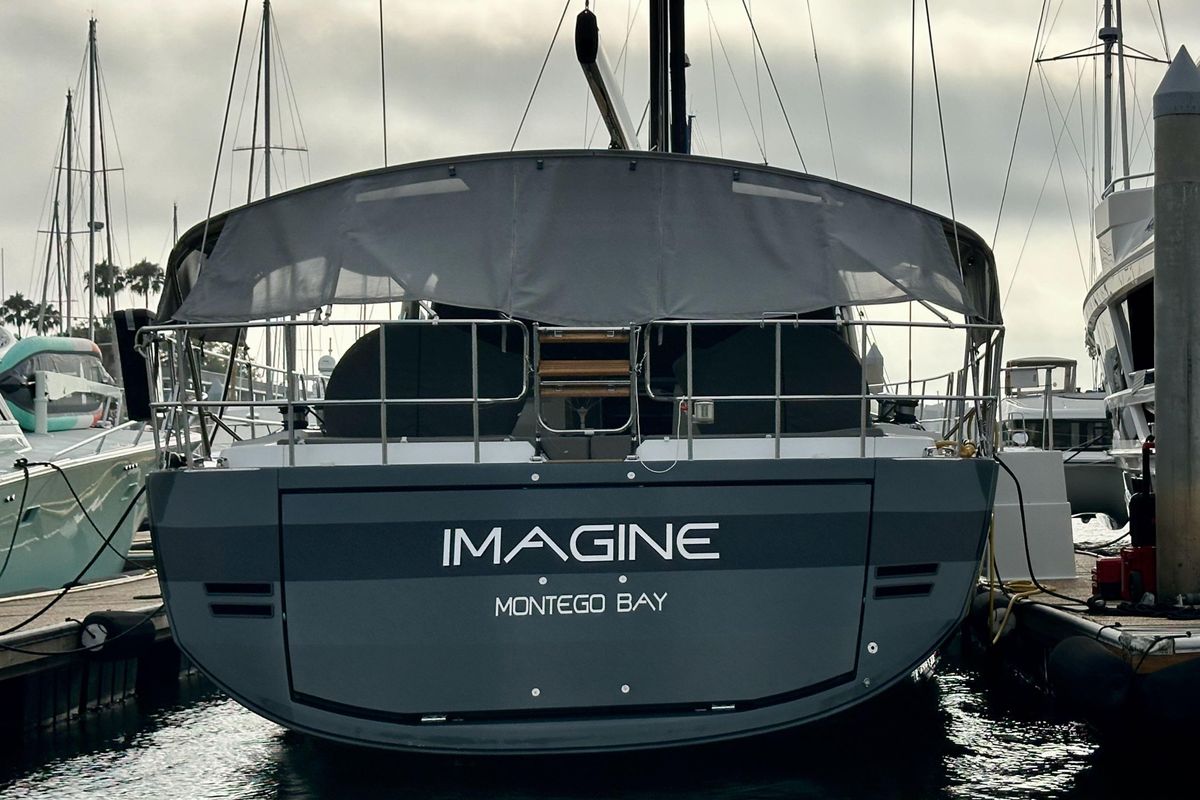 2017 Jeanneau 64 