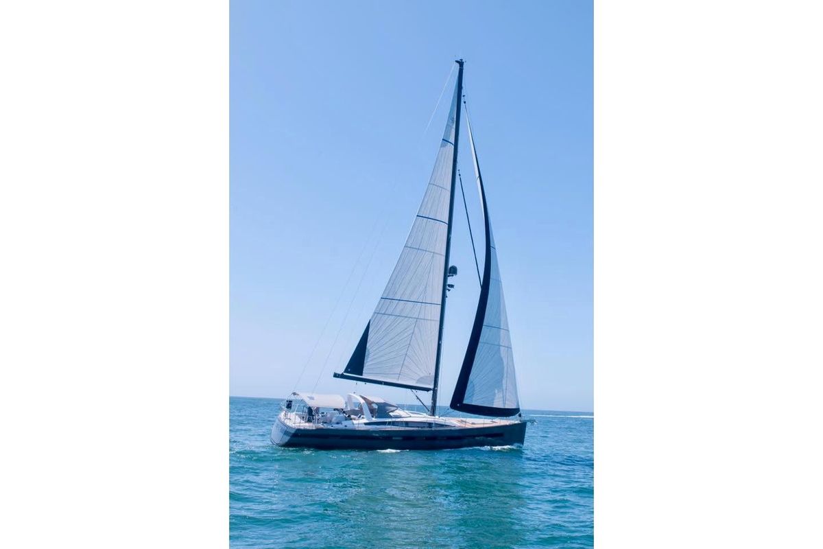 2017 Jeanneau 64 