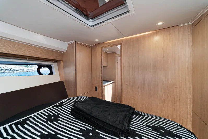 Bag Secured Yacht Photos Pics 