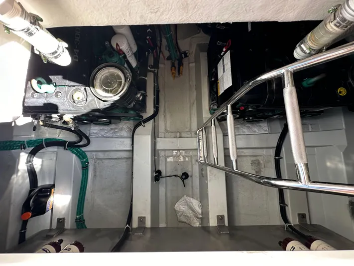 Bag Secured Yacht Photos Pics 