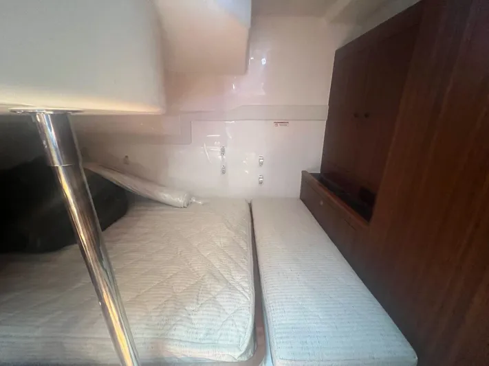  Yacht Photos Pics 2023 PURSUIT 355 OS - Image 27