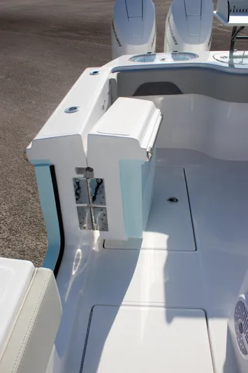  Yacht Photos Pics 2026 Front Runner 43 Catamaran deck with sleek design and modern features.