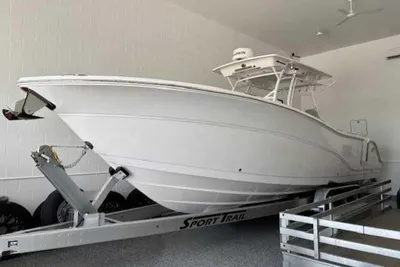 Sea Fox 328 Commander