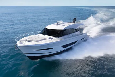 Maritimo S55