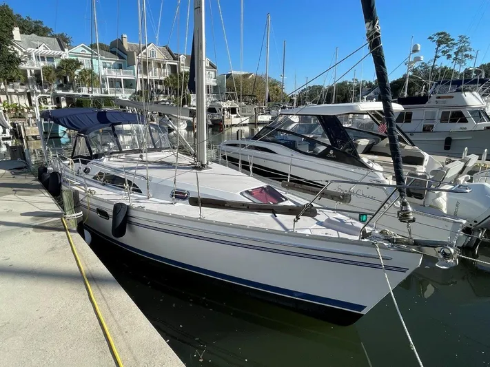 Silken Raider Yacht Photos Pics 