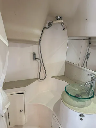 Silken Raider Yacht Photos Pics 