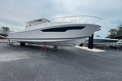 Pursuit OS 405