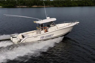 2003 Pursuit 3070 Center Console