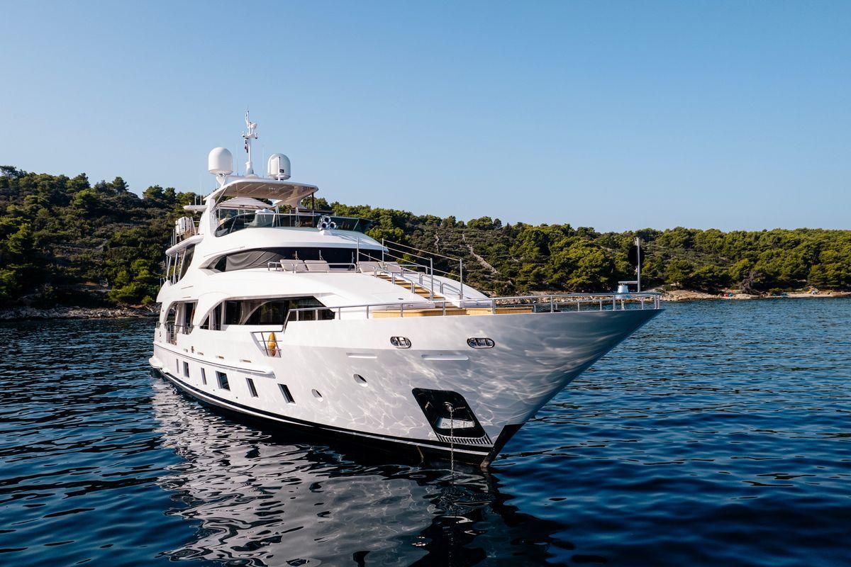 2017 Benetti 108 