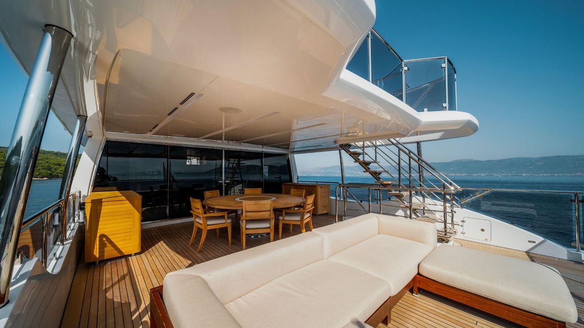 2017 Benetti 108 