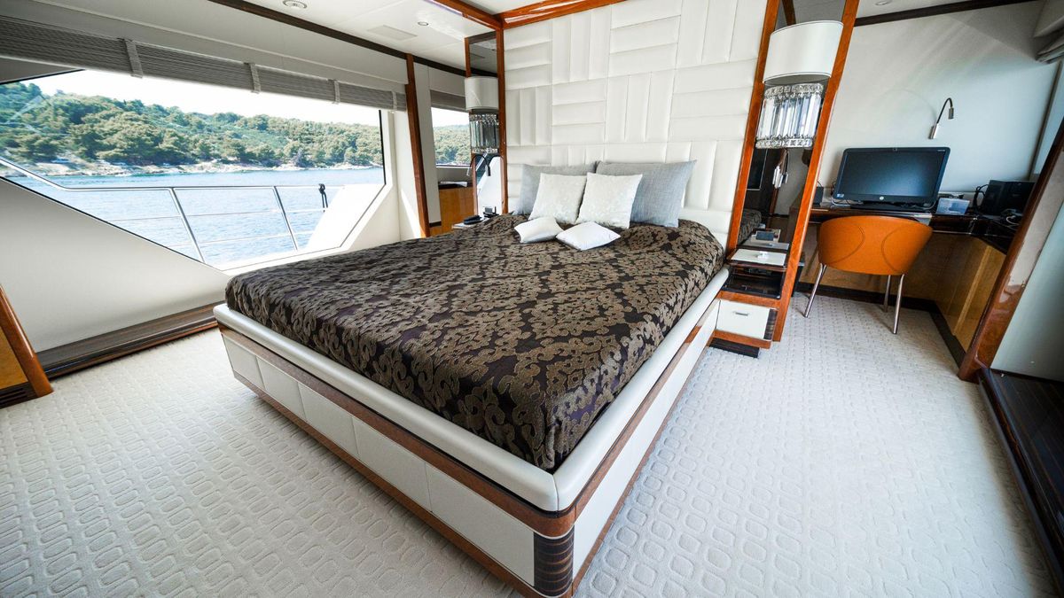2017 Benetti 108 