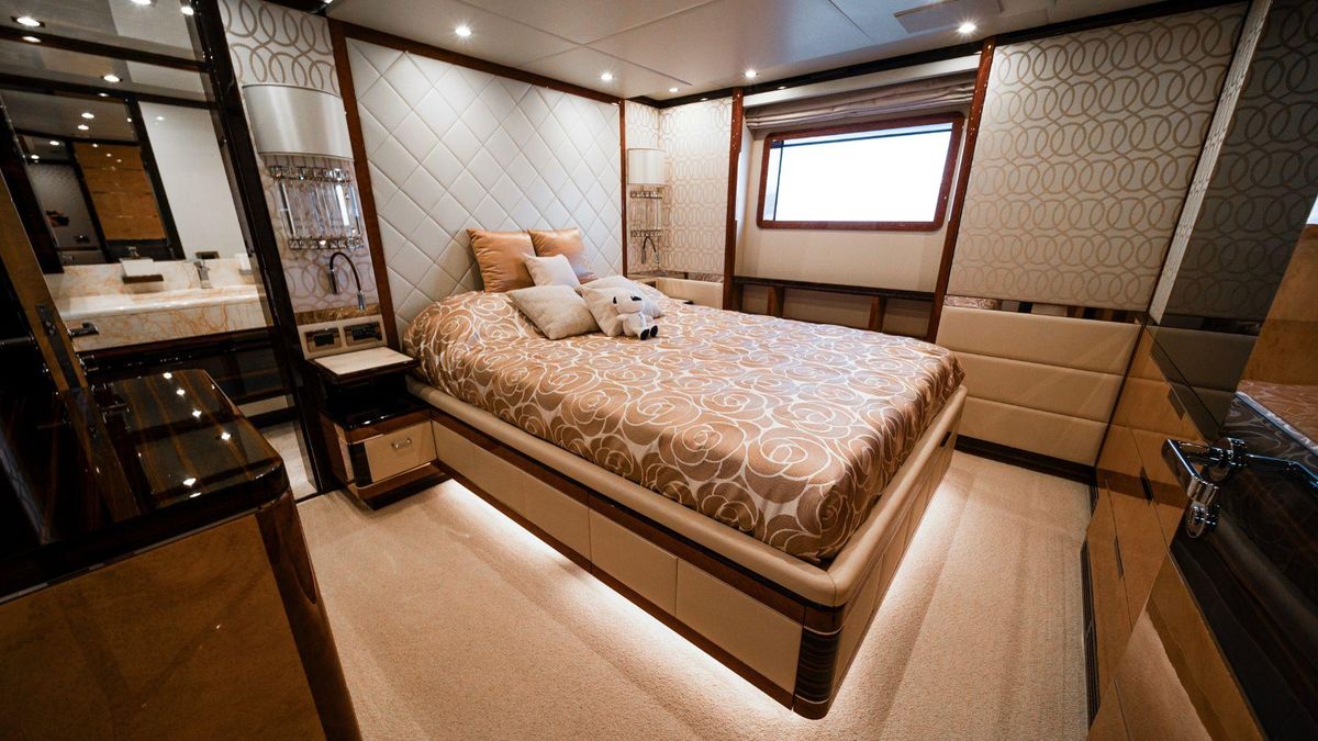 2017 Benetti 108 