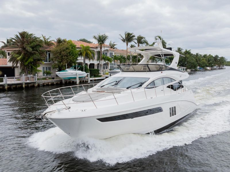 2017 Sea Ray Flybridge