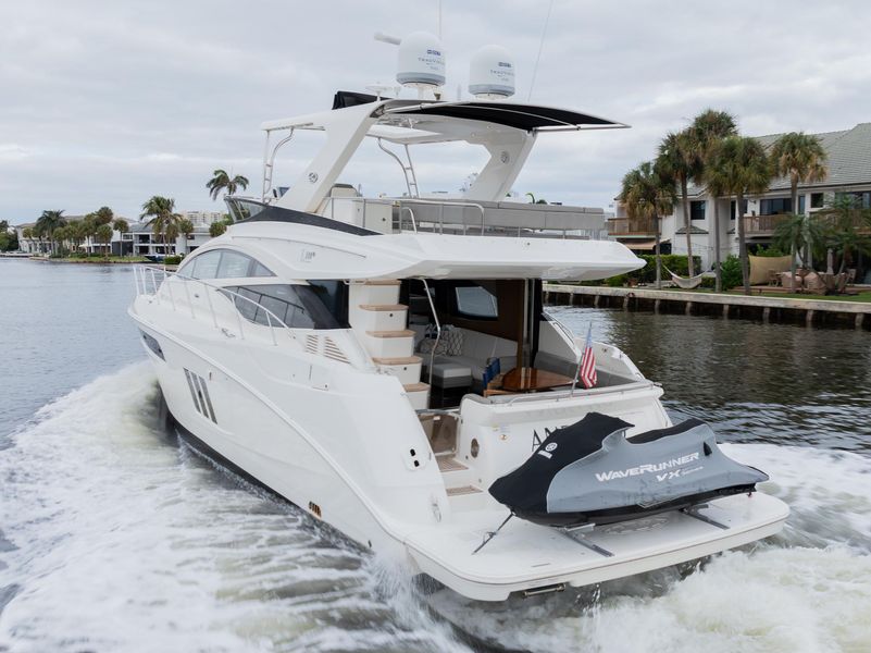 2017 Sea Ray Flybridge