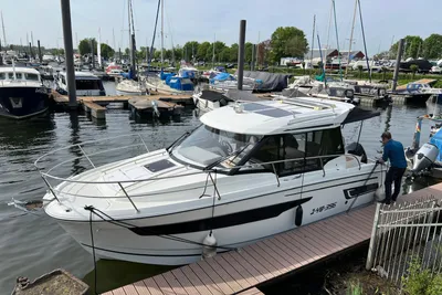 2018 Jeanneau Merry Fisher 895