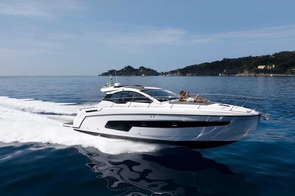 2020 Azimut 45