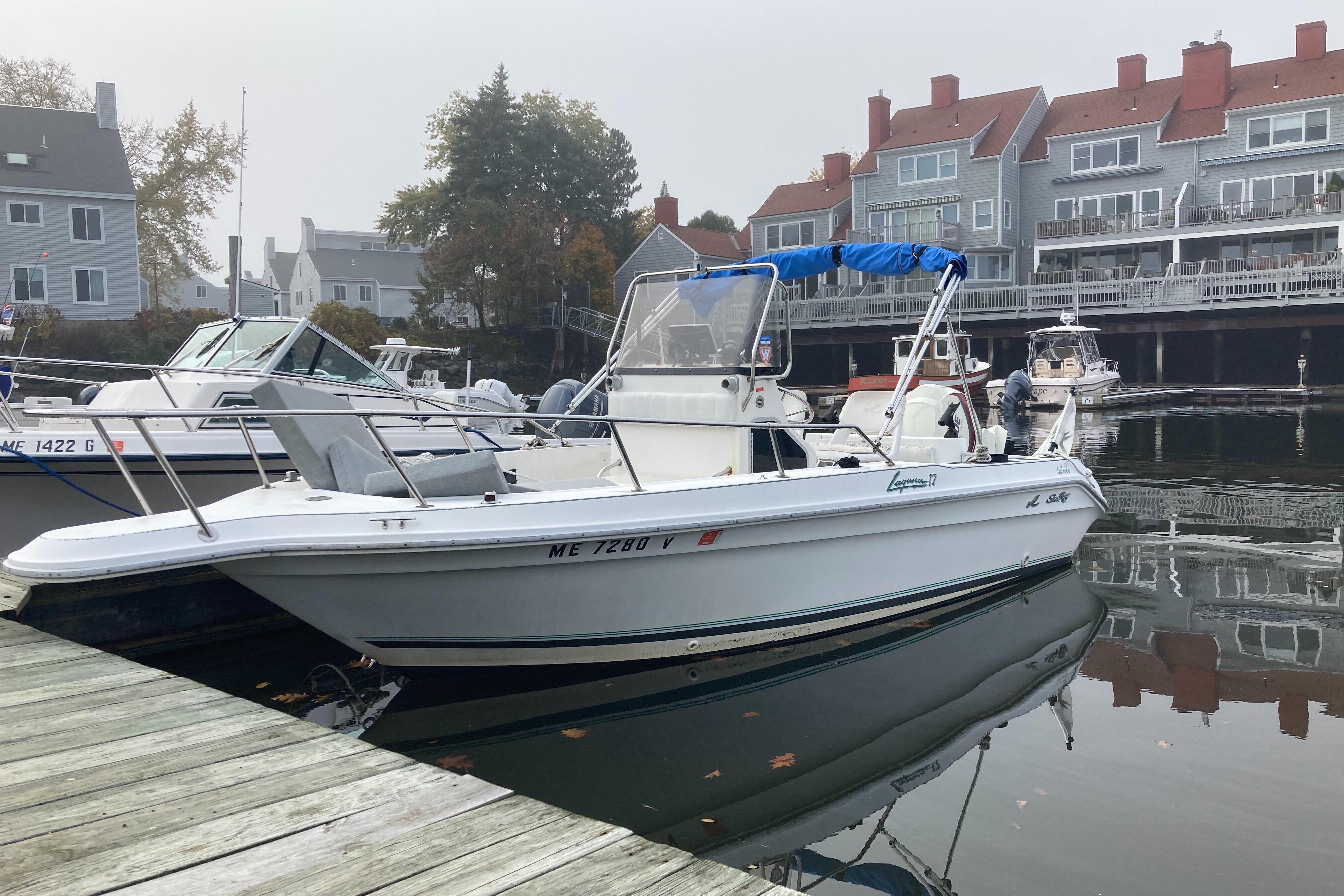 1989 Sea Ray Laguna 17