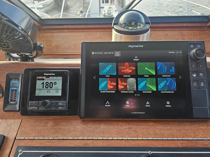 Bin Der Dun Dat Too Yacht Photos Pics 