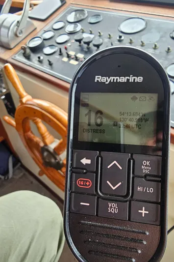 Bin Der Dun Dat Too Yacht Photos Pics 