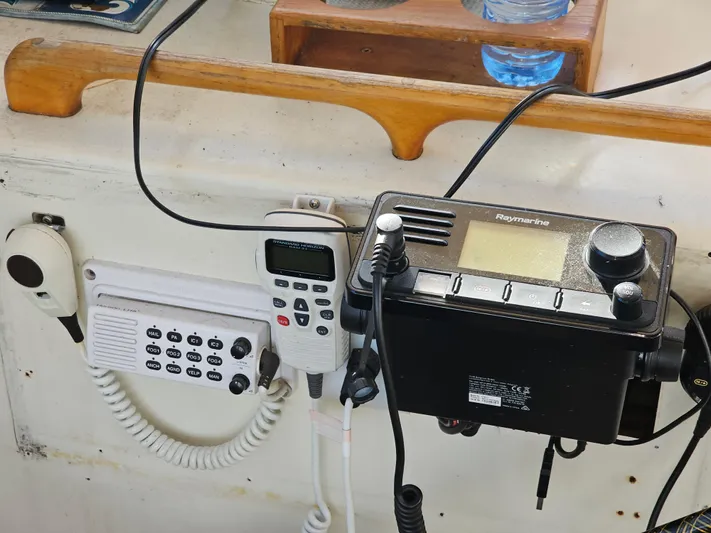 Bin Der Dun Dat Too Yacht Photos Pics 