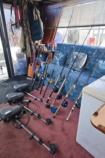 Bin Der Dun Dat Too Yacht Photos Pics 