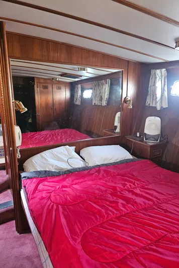 Bin Der Dun Dat Too Yacht Photos Pics 