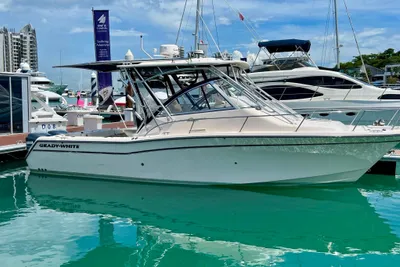 Grady-White Express 305