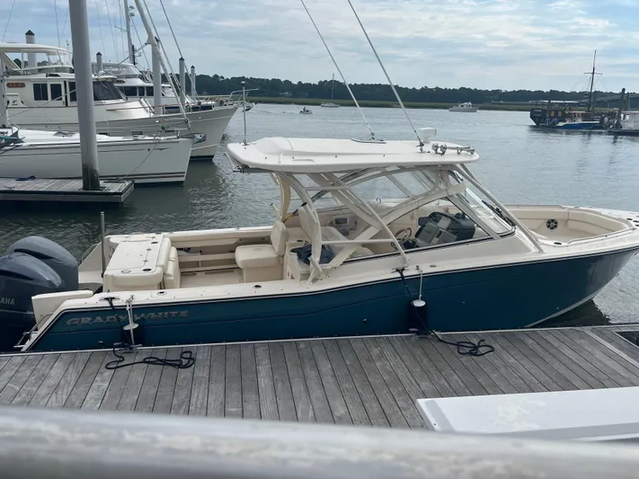 Daddy's Broke Lll Yacht Photos Pics 