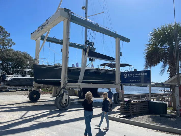 Overkill Yacht Photos Pics 