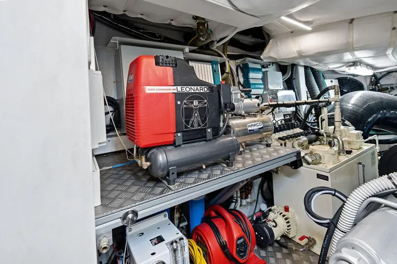 Phoenix Rising Yacht Photos Pics 