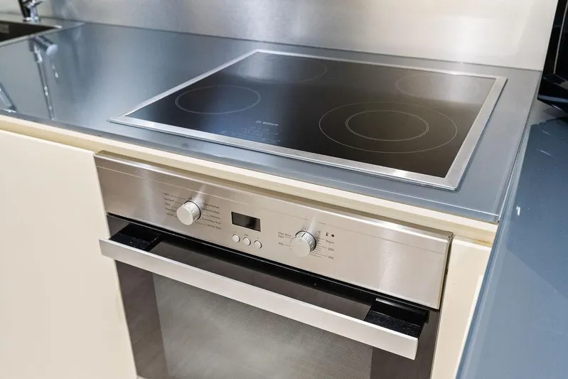 Phoenix Rising Yacht Photos Pics 