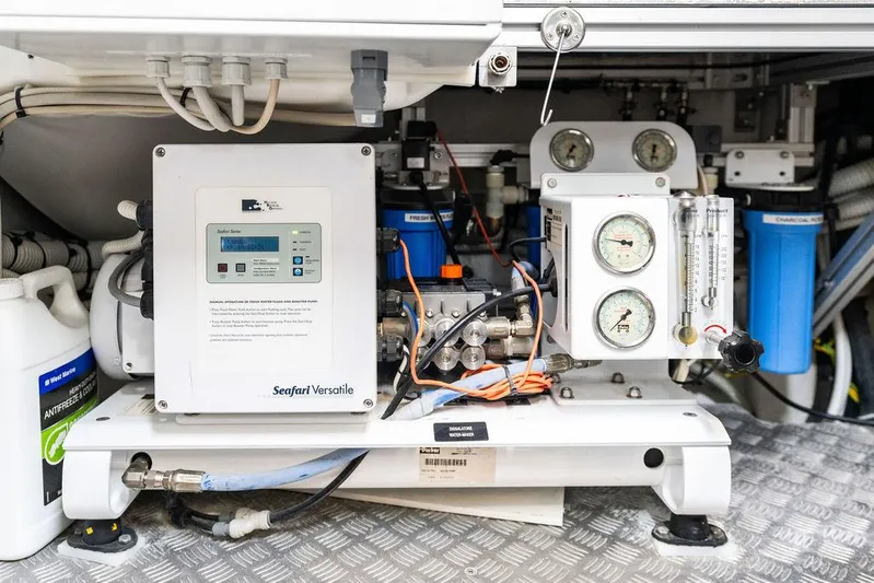 Phoenix Rising Yacht Photos Pics 