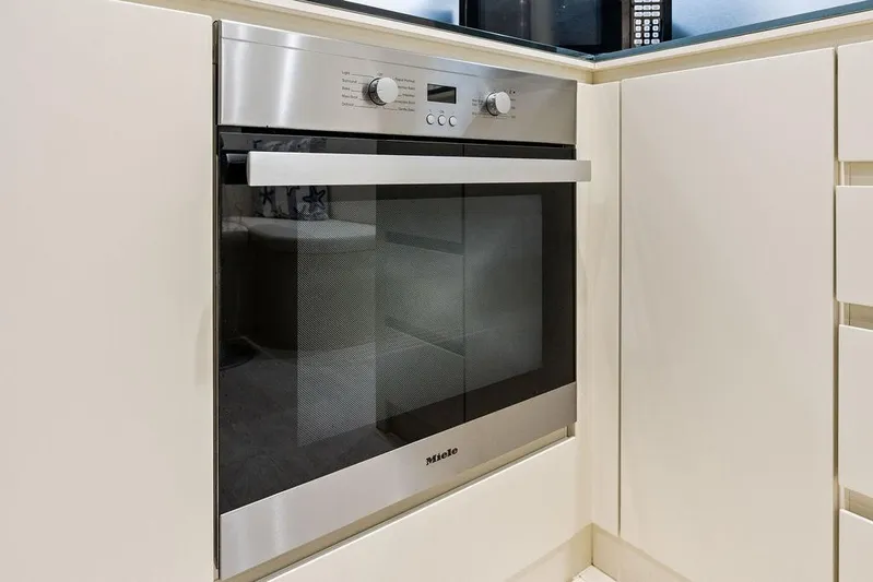 Phoenix Rising Yacht Photos Pics 