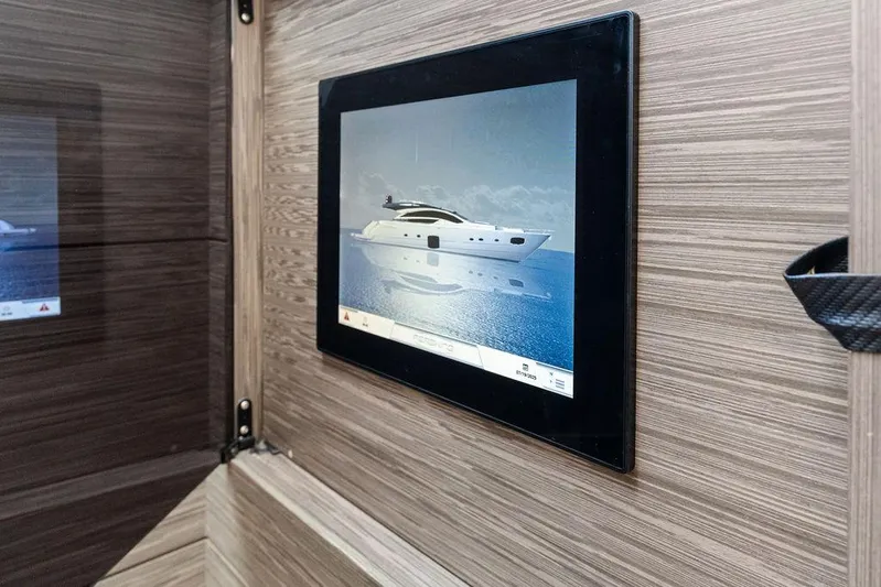 Phoenix Rising Yacht Photos Pics 