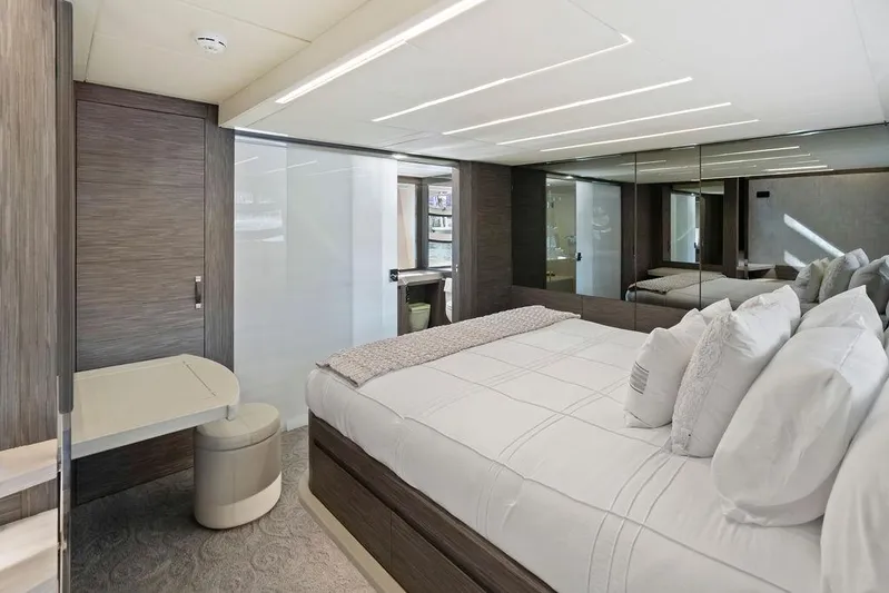 Phoenix Rising Yacht Photos Pics 