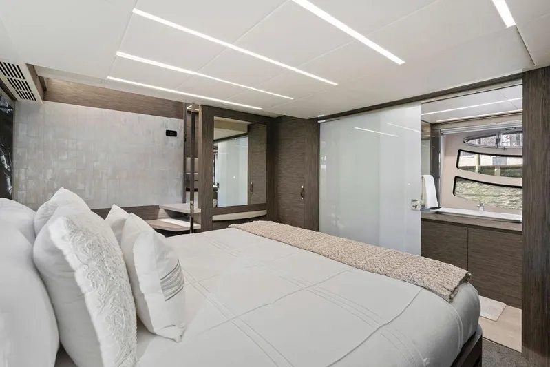 Phoenix Rising Yacht Photos Pics 