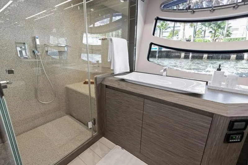 Phoenix Rising Yacht Photos Pics 