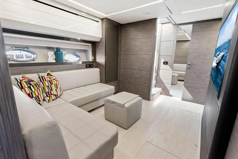 Phoenix Rising Yacht Photos Pics 