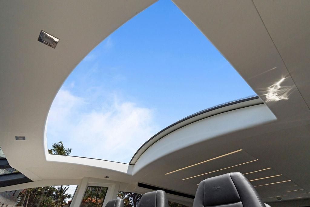 2017 Pershing 82 