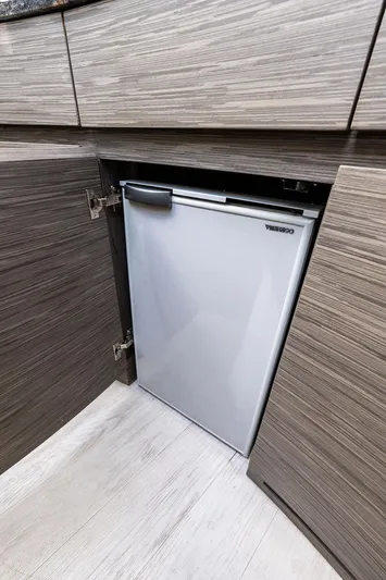 Phoenix Rising Yacht Photos Pics 