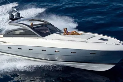 2011 Custom Fiart Mare 47 - 4Seven Genius