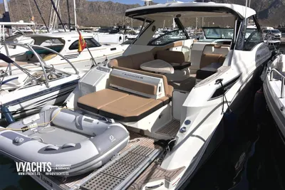 2018 Sea Ray 320 Sundancer