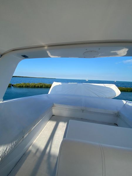 1994 Hatteras 70 Cockpit Motor Yacht