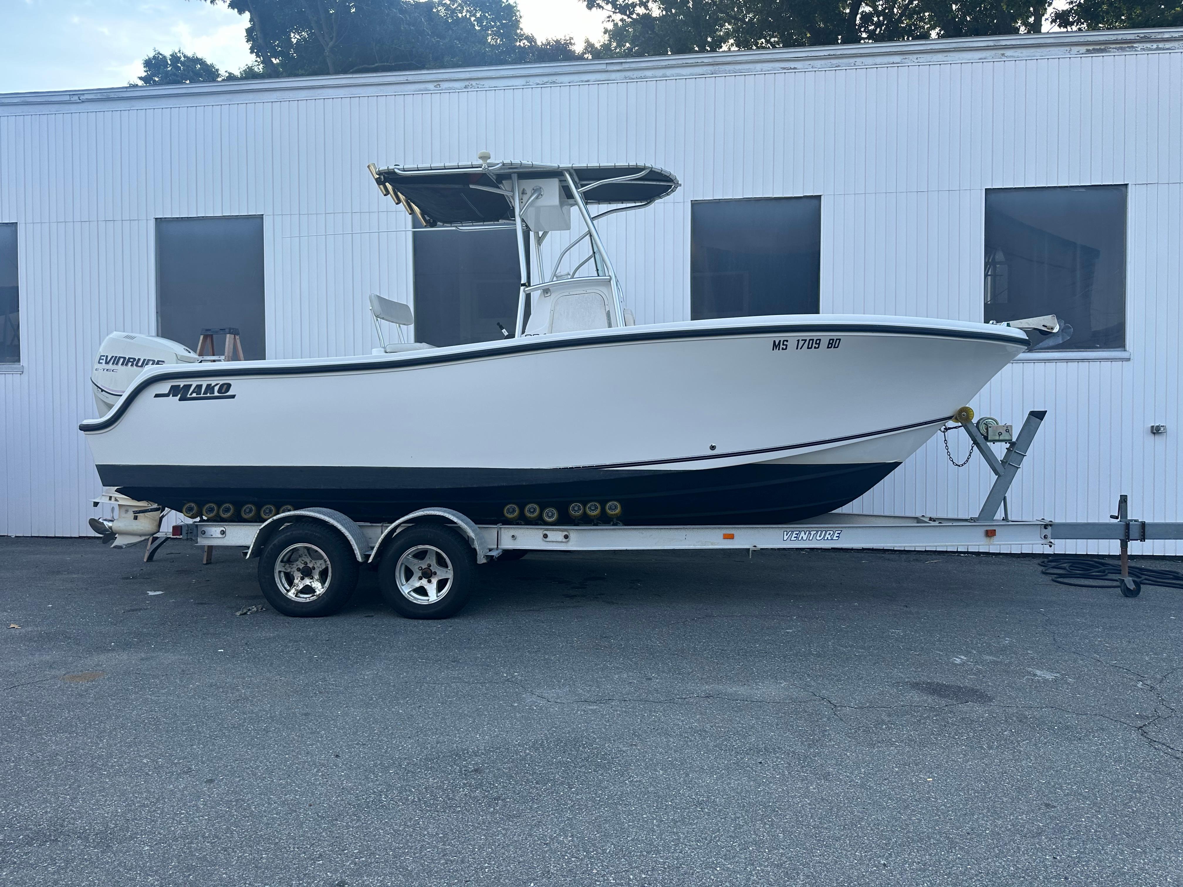 2006 Mako 234 CC Saltwater Fishing for sale - YachtWorld